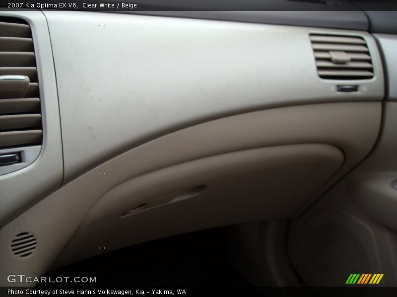 Clear White / Beige 2007 Kia Optima EX V6