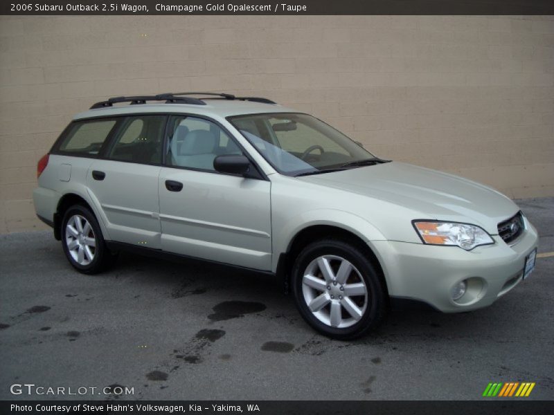 Champagne Gold Opalescent / Taupe 2006 Subaru Outback 2.5i Wagon
