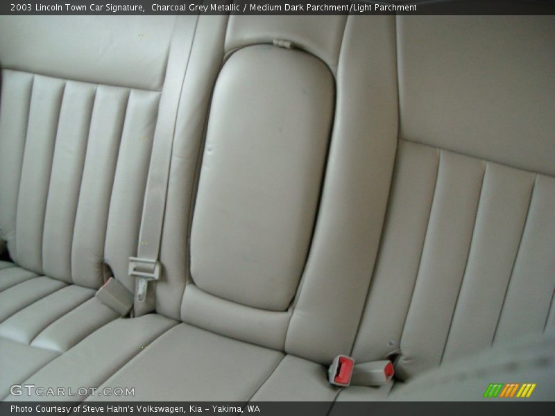 Charcoal Grey Metallic / Medium Dark Parchment/Light Parchment 2003 Lincoln Town Car Signature