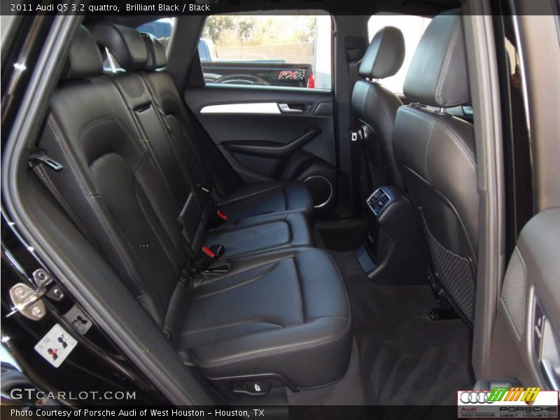 Brilliant Black / Black 2011 Audi Q5 3.2 quattro