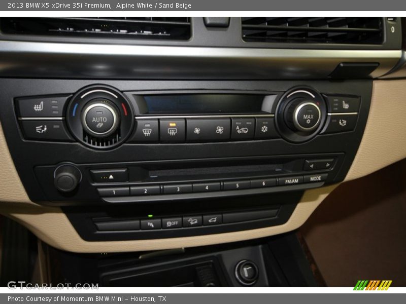 Alpine White / Sand Beige 2013 BMW X5 xDrive 35i Premium