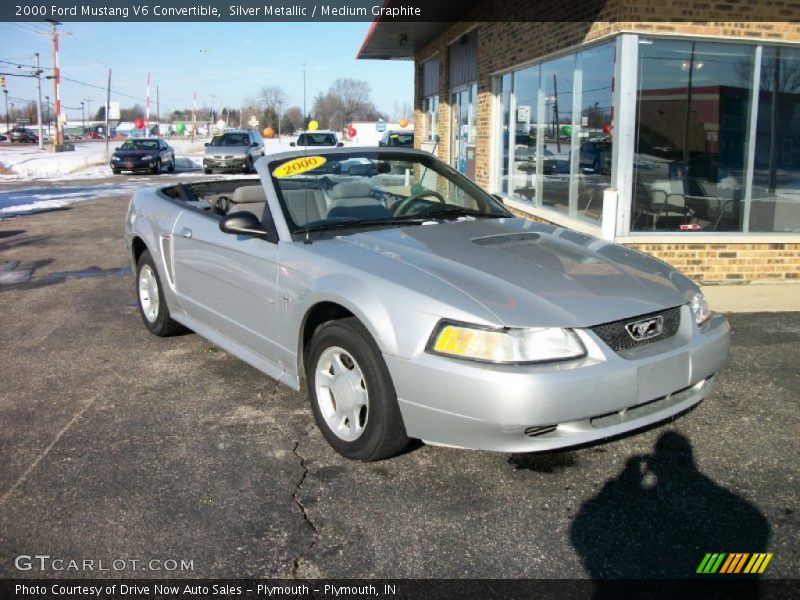 Front 3/4 View of 2000 Mustang V6 Convertible