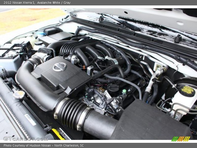  2012 Xterra S Engine - 4.0 Liter DOHC 24-Valve CVTCS V6