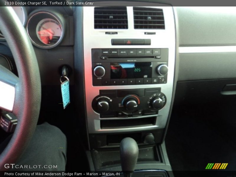 TorRed / Dark Slate Gray 2010 Dodge Charger SE