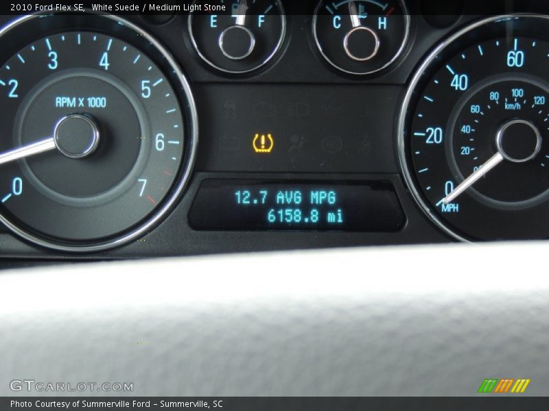 White Suede / Medium Light Stone 2010 Ford Flex SE