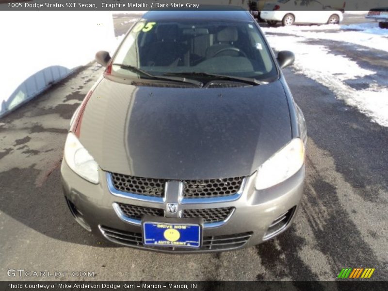 Graphite Metallic / Dark Slate Gray 2005 Dodge Stratus SXT Sedan