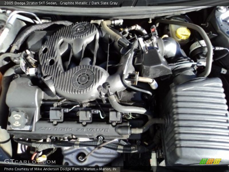 Graphite Metallic / Dark Slate Gray 2005 Dodge Stratus SXT Sedan