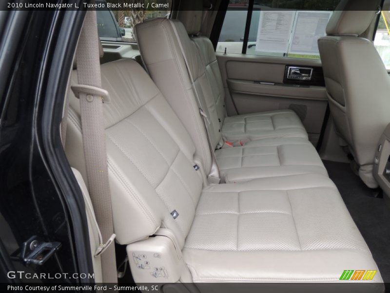 Tuxedo Black Metallic / Camel 2010 Lincoln Navigator L