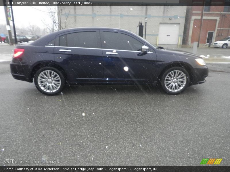 Blackberry Pearl / Black 2011 Chrysler 200 Limited