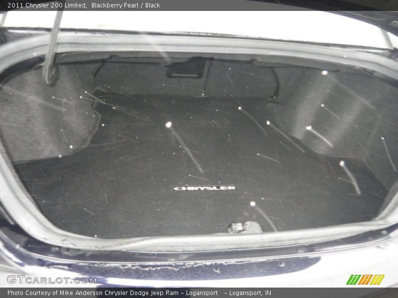 Blackberry Pearl / Black 2011 Chrysler 200 Limited