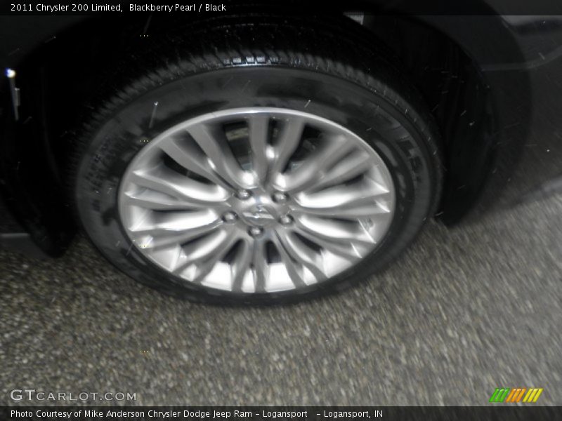 Blackberry Pearl / Black 2011 Chrysler 200 Limited
