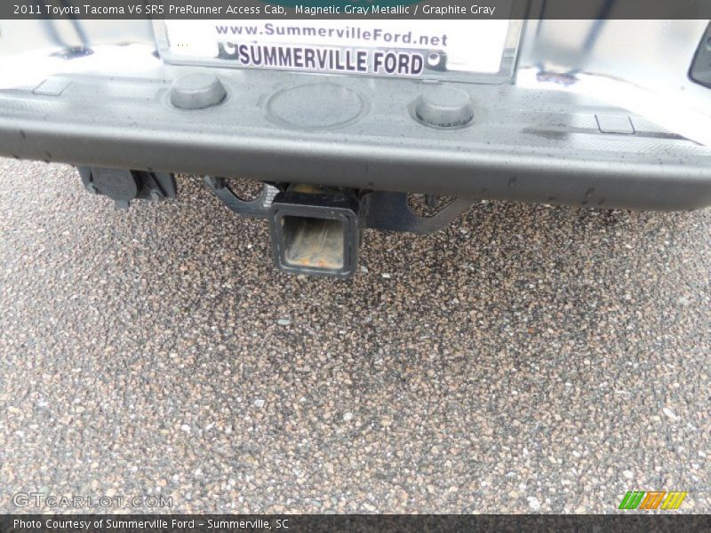 Magnetic Gray Metallic / Graphite Gray 2011 Toyota Tacoma V6 SR5 PreRunner Access Cab