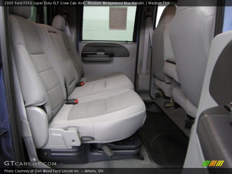 Medium Wedgewood Blue Metallic / Medium Flint 2005 Ford F350 Super Duty XLT Crew Cab 4x4