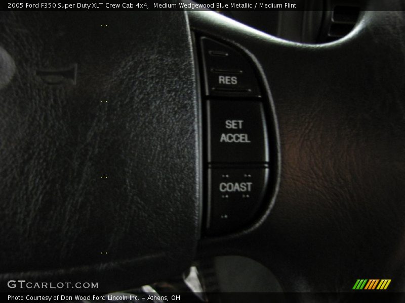 Medium Wedgewood Blue Metallic / Medium Flint 2005 Ford F350 Super Duty XLT Crew Cab 4x4
