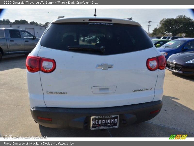 Summit White / Dark Gray/Light Gray 2009 Chevrolet Traverse LT