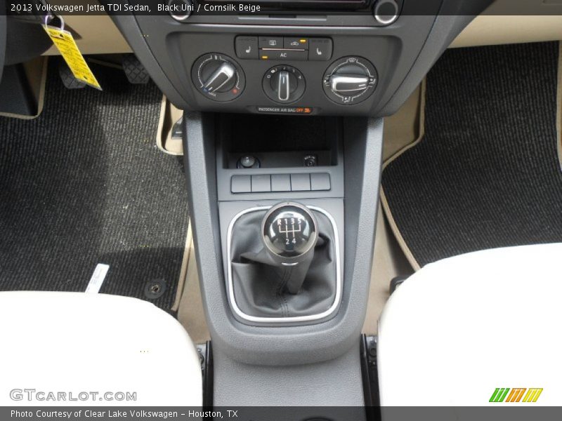 Black Uni / Cornsilk Beige 2013 Volkswagen Jetta TDI Sedan