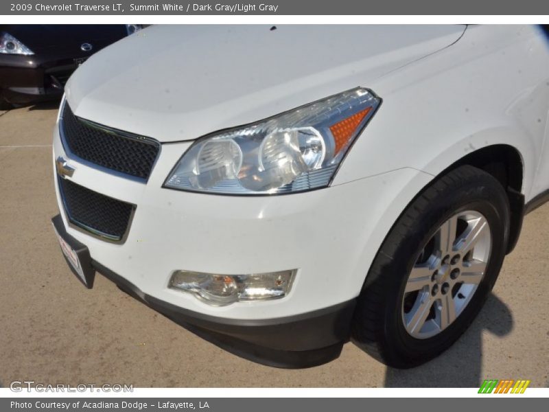 Summit White / Dark Gray/Light Gray 2009 Chevrolet Traverse LT