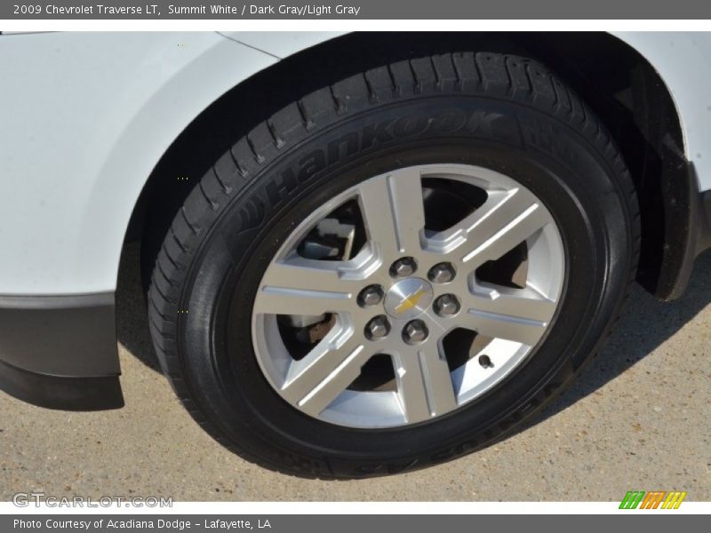 Summit White / Dark Gray/Light Gray 2009 Chevrolet Traverse LT