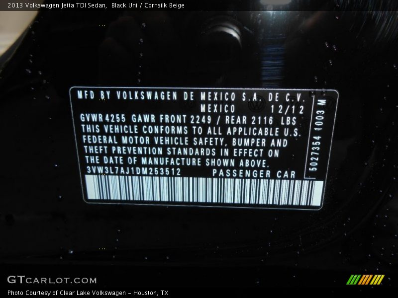 Black Uni / Cornsilk Beige 2013 Volkswagen Jetta TDI Sedan