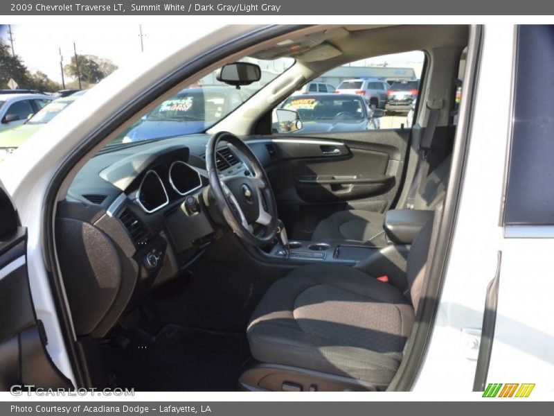Summit White / Dark Gray/Light Gray 2009 Chevrolet Traverse LT