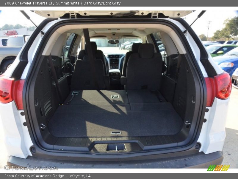 Summit White / Dark Gray/Light Gray 2009 Chevrolet Traverse LT