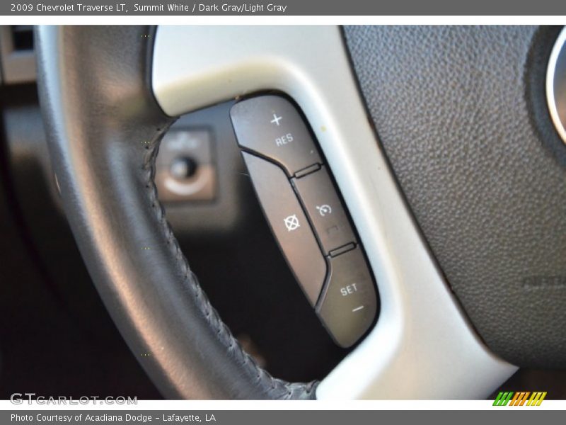Summit White / Dark Gray/Light Gray 2009 Chevrolet Traverse LT