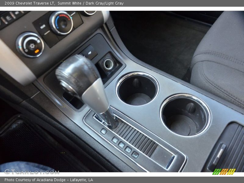 Summit White / Dark Gray/Light Gray 2009 Chevrolet Traverse LT