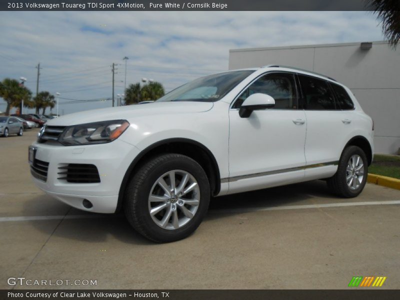 Pure White / Cornsilk Beige 2013 Volkswagen Touareg TDI Sport 4XMotion