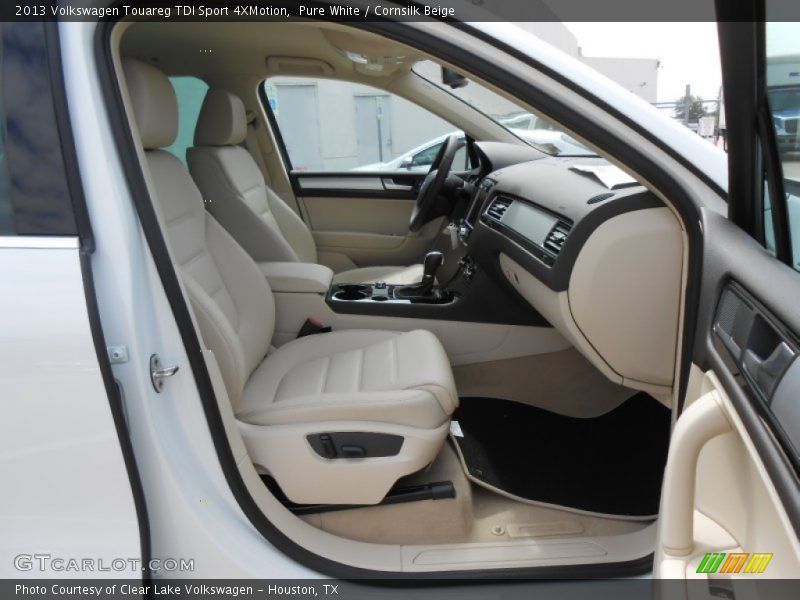 Pure White / Cornsilk Beige 2013 Volkswagen Touareg TDI Sport 4XMotion
