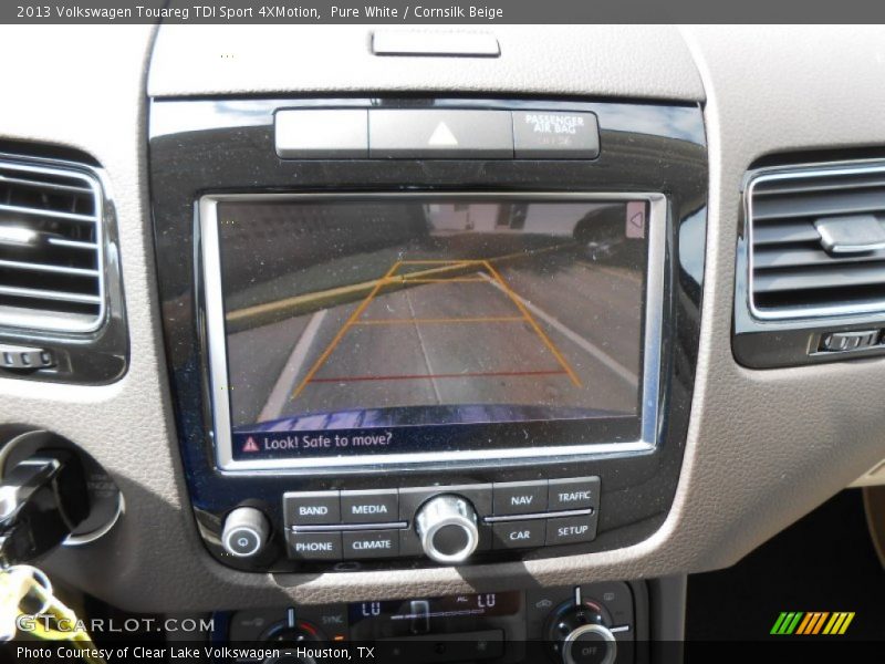 Pure White / Cornsilk Beige 2013 Volkswagen Touareg TDI Sport 4XMotion