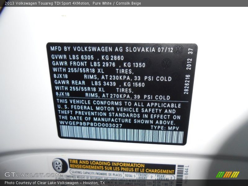Pure White / Cornsilk Beige 2013 Volkswagen Touareg TDI Sport 4XMotion