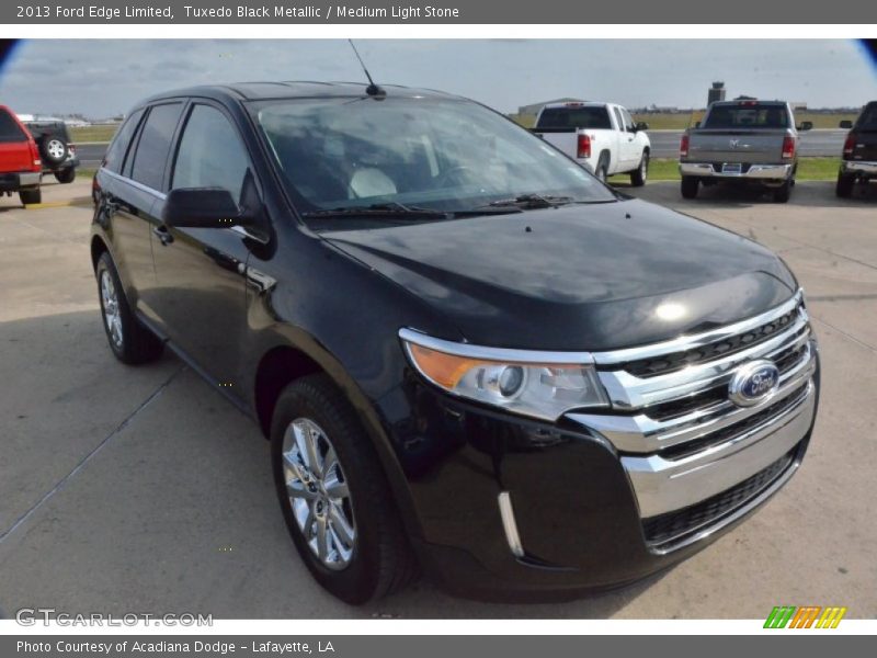 Tuxedo Black Metallic / Medium Light Stone 2013 Ford Edge Limited
