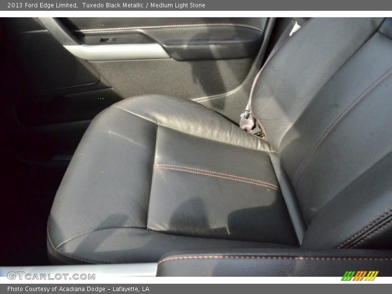 Tuxedo Black Metallic / Medium Light Stone 2013 Ford Edge Limited