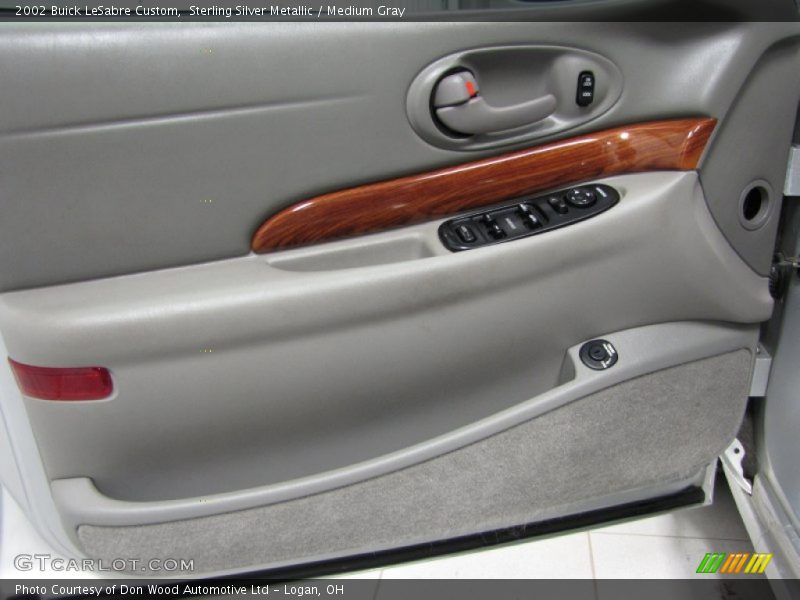 Sterling Silver Metallic / Medium Gray 2002 Buick LeSabre Custom