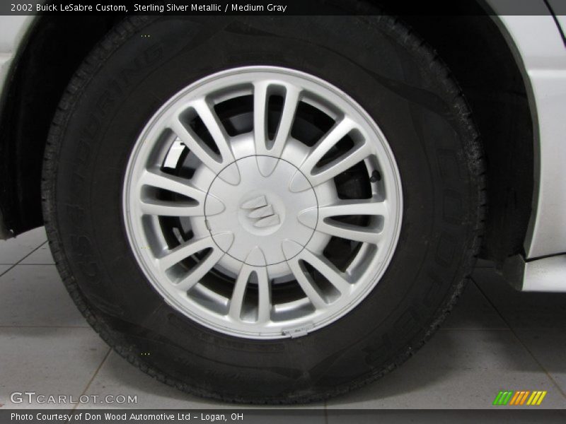 Sterling Silver Metallic / Medium Gray 2002 Buick LeSabre Custom