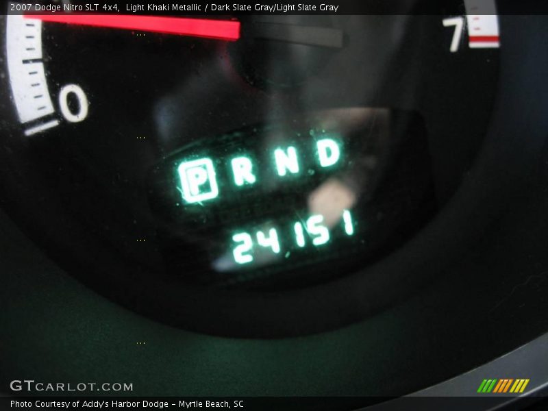 Light Khaki Metallic / Dark Slate Gray/Light Slate Gray 2007 Dodge Nitro SLT 4x4
