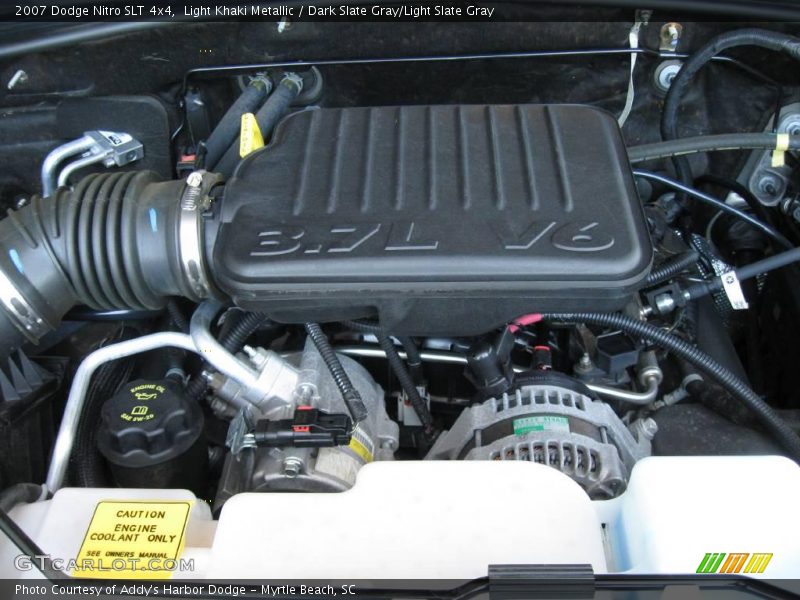 Light Khaki Metallic / Dark Slate Gray/Light Slate Gray 2007 Dodge Nitro SLT 4x4