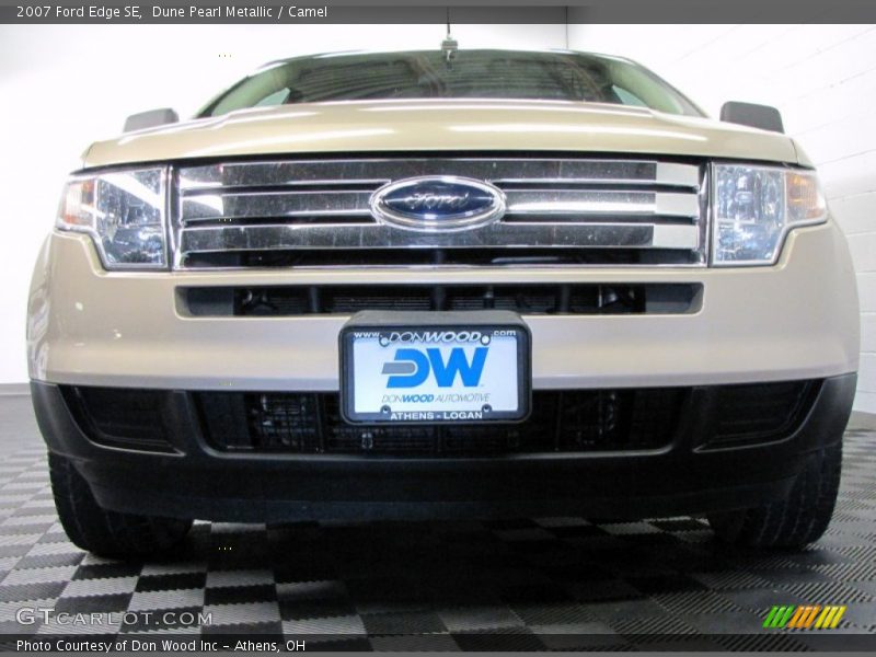 Dune Pearl Metallic / Camel 2007 Ford Edge SE