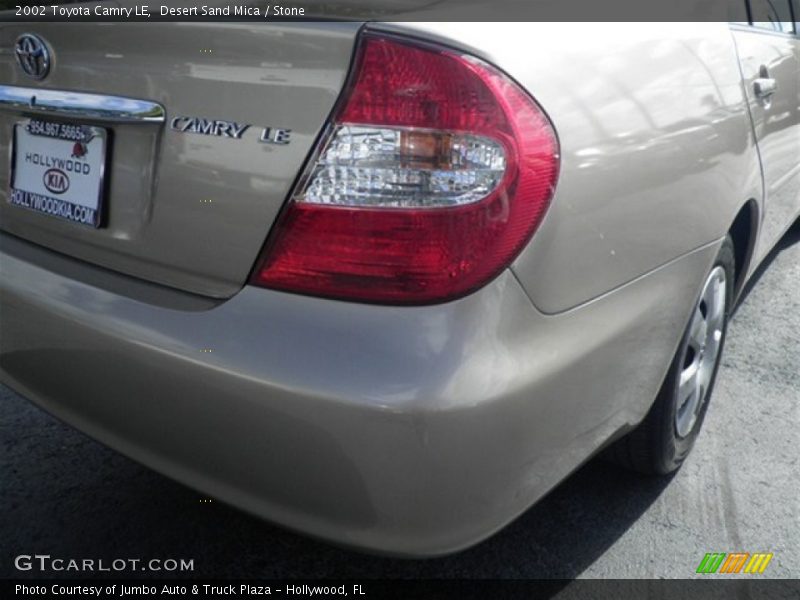 Desert Sand Mica / Stone 2002 Toyota Camry LE