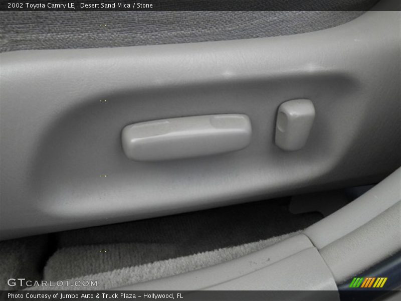 Desert Sand Mica / Stone 2002 Toyota Camry LE