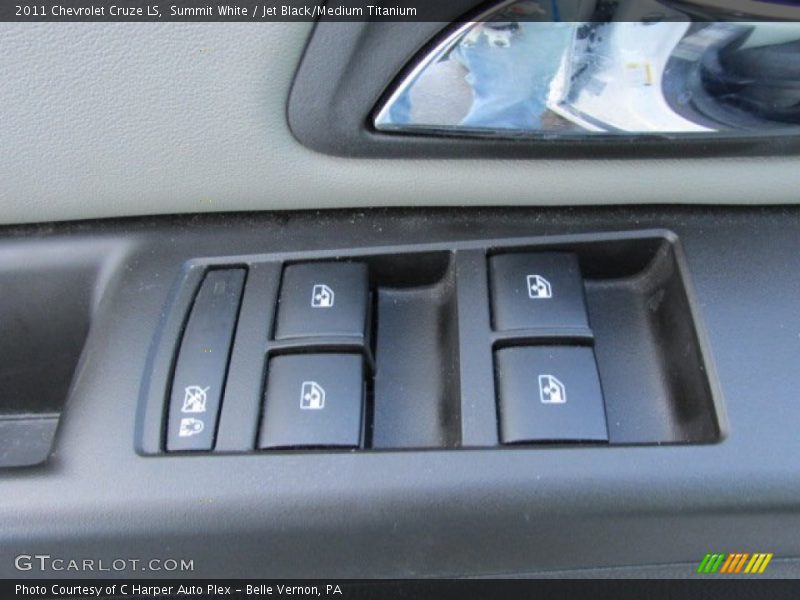 Summit White / Jet Black/Medium Titanium 2011 Chevrolet Cruze LS