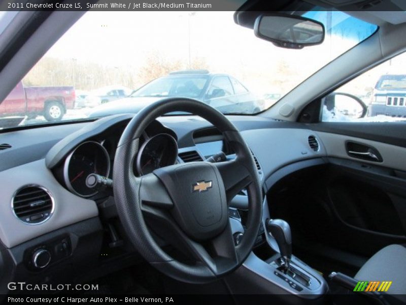 Summit White / Jet Black/Medium Titanium 2011 Chevrolet Cruze LS
