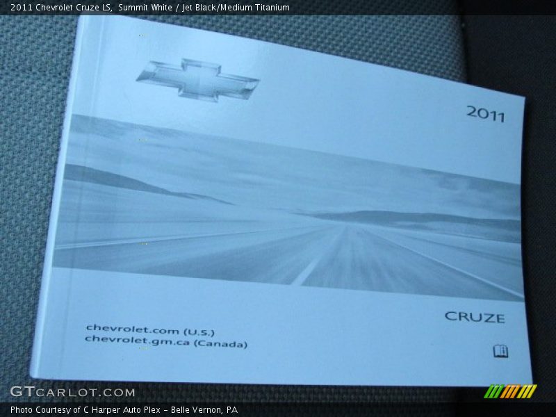 Summit White / Jet Black/Medium Titanium 2011 Chevrolet Cruze LS