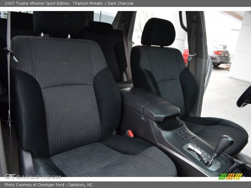 Front Seat of 2007 4Runner Sport Edition