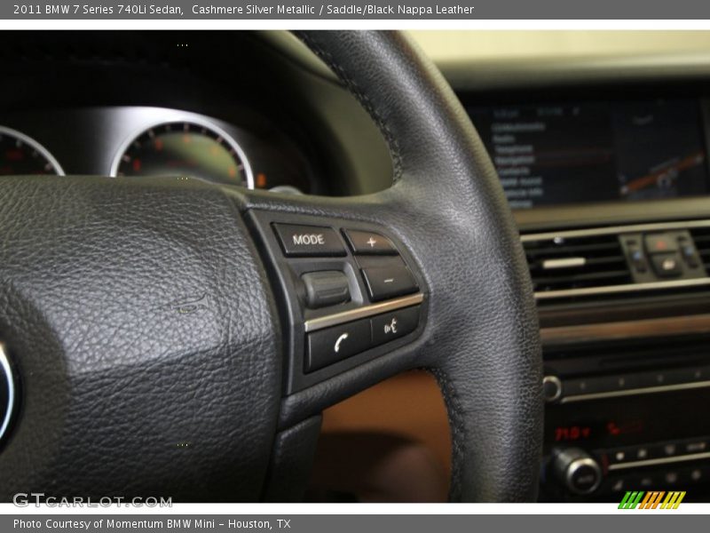 Controls of 2011 7 Series 740Li Sedan