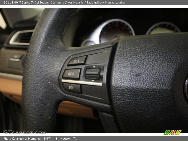 Controls of 2011 7 Series 740Li Sedan
