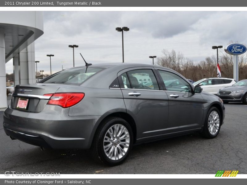 Tungsten Metallic / Black 2011 Chrysler 200 Limited