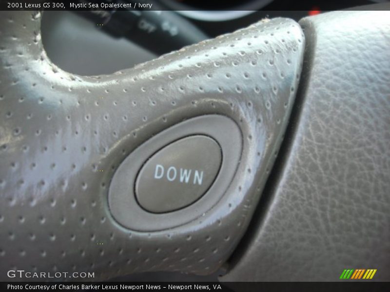 Controls of 2001 GS 300