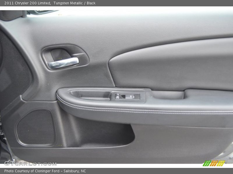 Tungsten Metallic / Black 2011 Chrysler 200 Limited