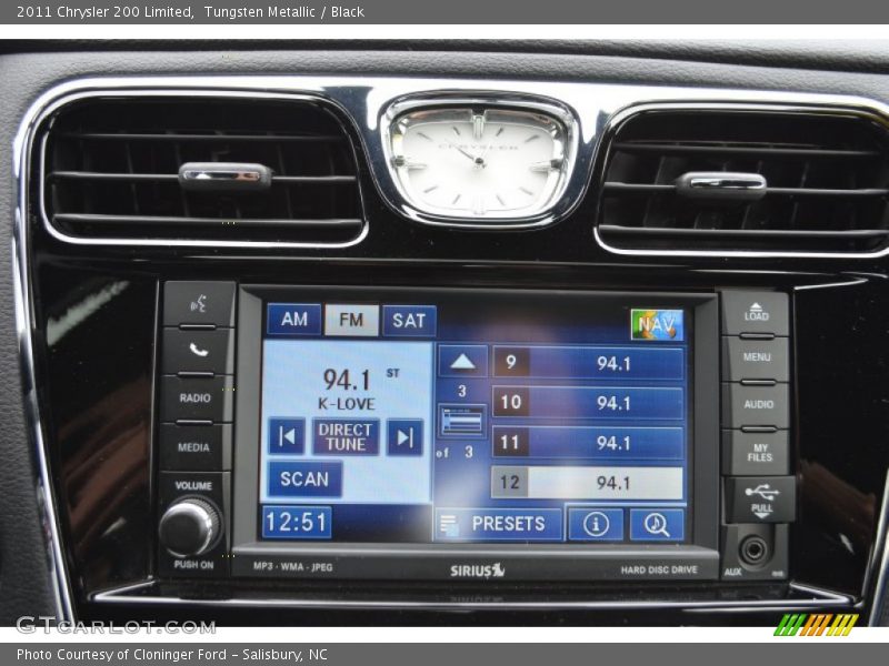 Tungsten Metallic / Black 2011 Chrysler 200 Limited